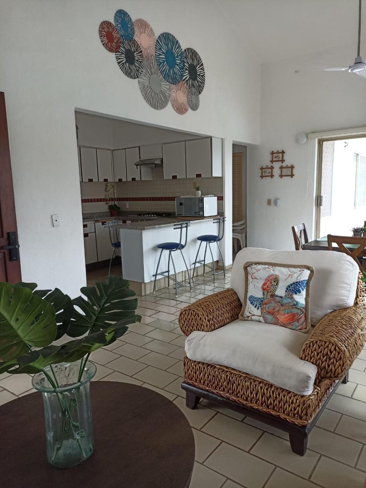Hermoso Apartamento En Manzanillo Con Alberca Y Cancha De Tenis, Ideal Para Relajarse Y Disfrutar De Una Escapada Tranquila En El Paraiso Tropical Екстериор снимка
